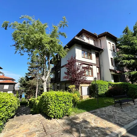 아파트 Amara Santa Marina, 소조폴