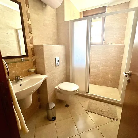 Amara Santa Marina, * Созопол
