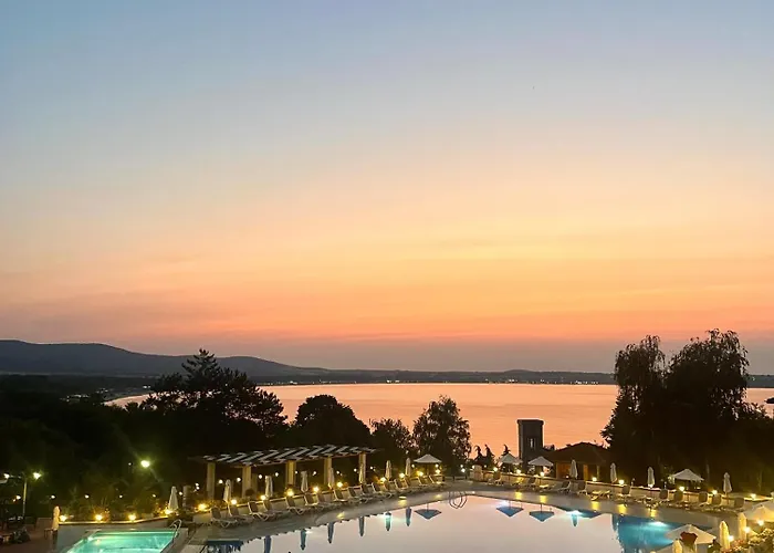 Lejlighed Amara Santa Marina,